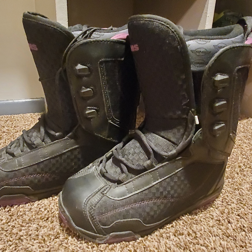 Sims Omen Snowboard Boots